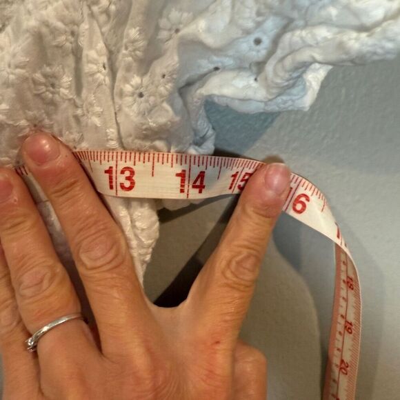 Lulu’s White Eyelet Dress Medium - Picture 8 of 8